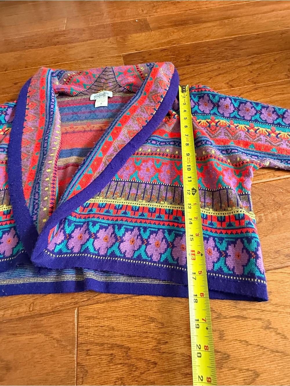 Vintage Bloomingdale's 100% Wool Shawl-Collar Crop Cardigan - Picture 8 of 8
